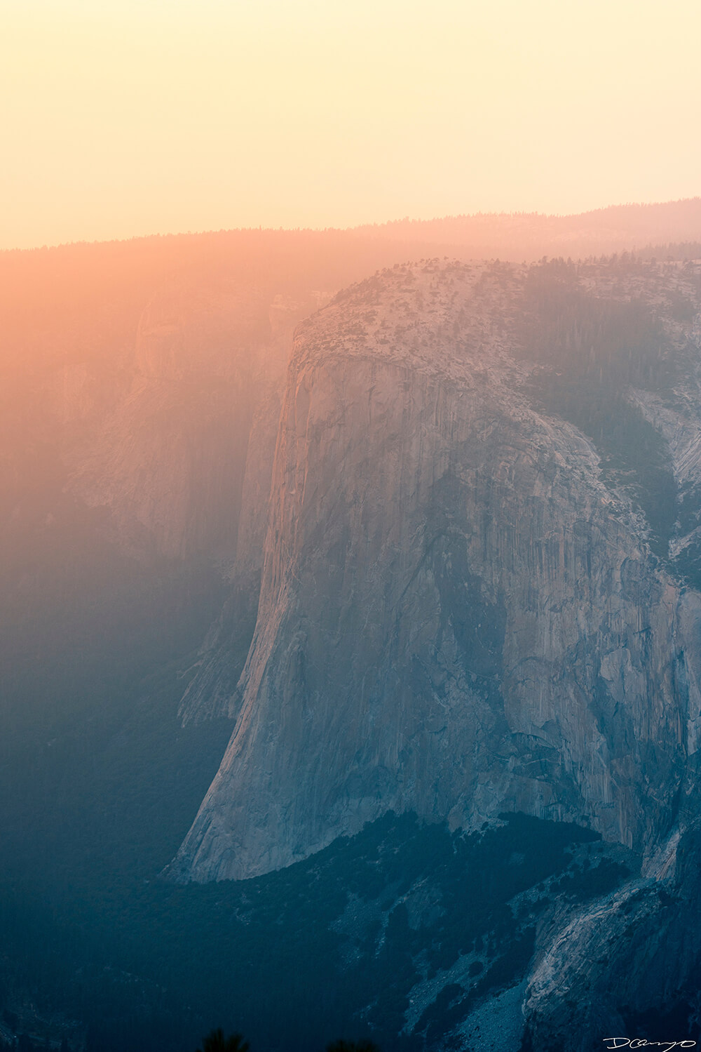 Landscape and nature photos from Yosemite, CA, during a vibrant sunset at the end of August 2020.