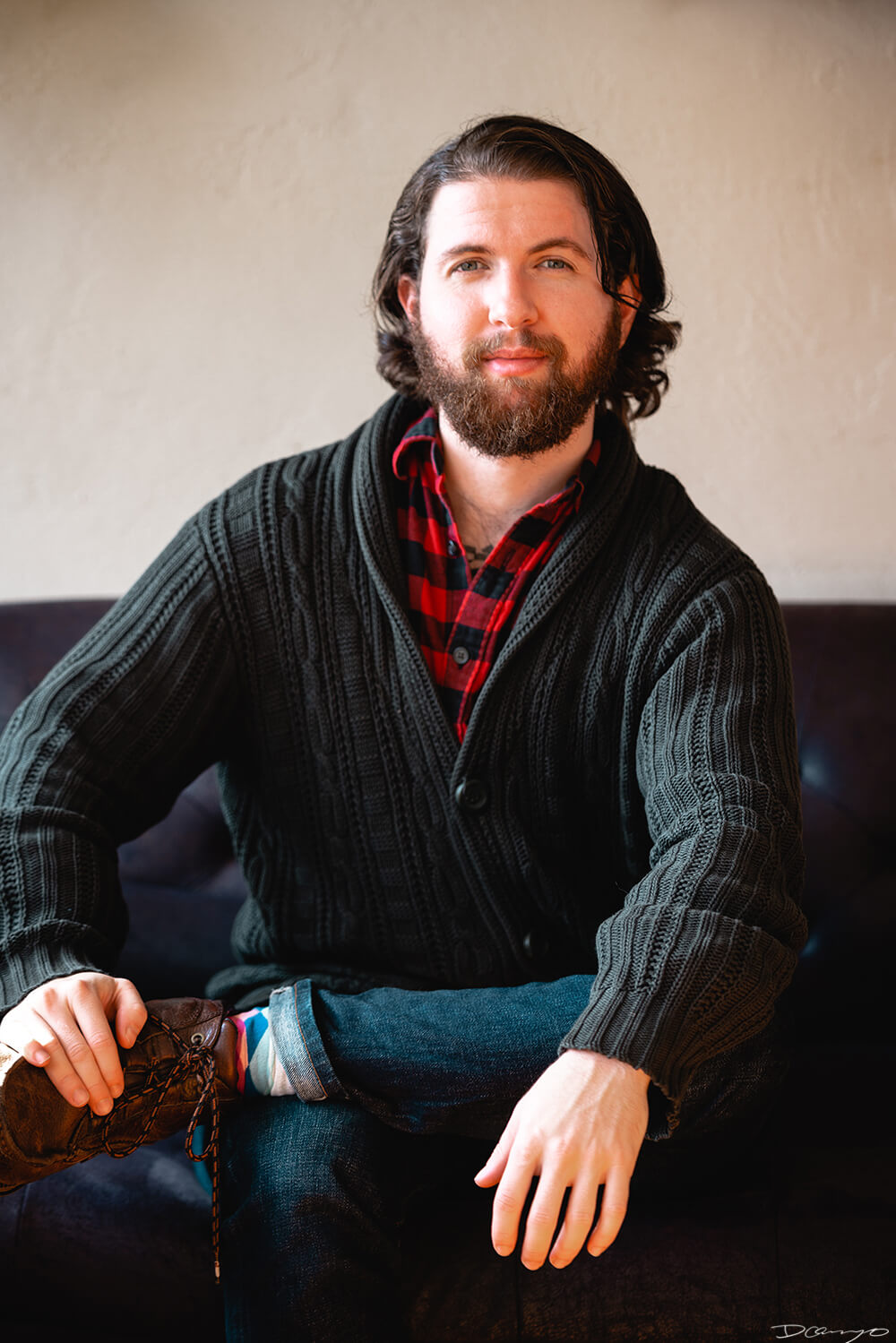 Portrait photos of Oliver Slate-Greene in a Berkeley, California studio apartment.